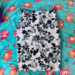 Juniors xL Floral pencil skirt
